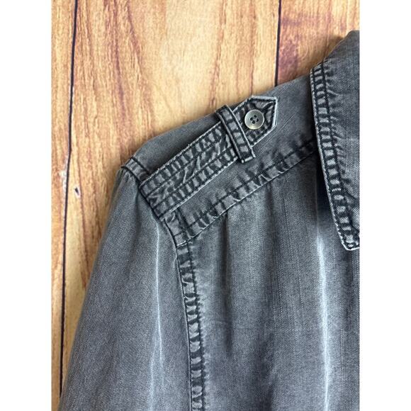 American Eagle Outfitters Boyfriend Fit Button Down Shirt Chambray Women Size XL - Picture 3 of 8